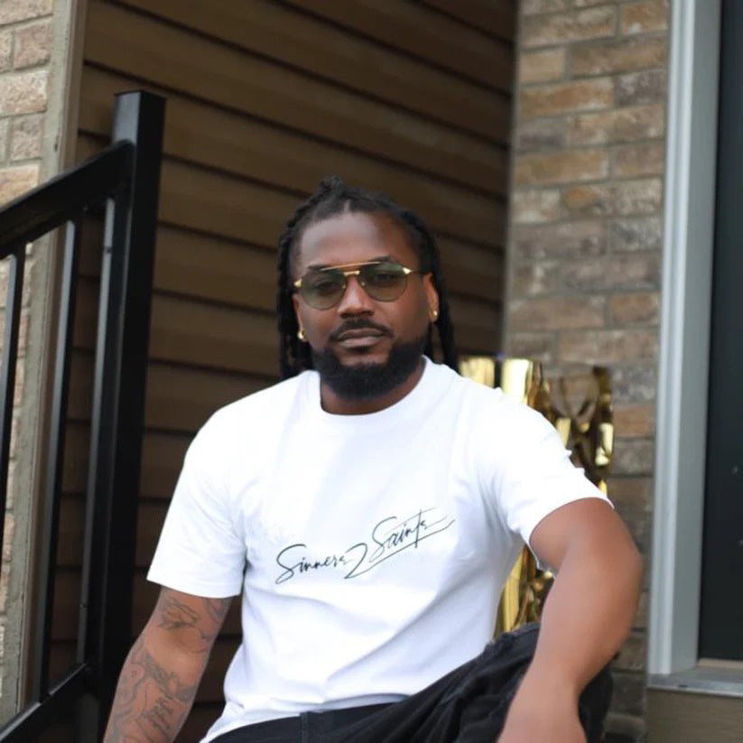 Signature T-Shirt - Sinners2Saints